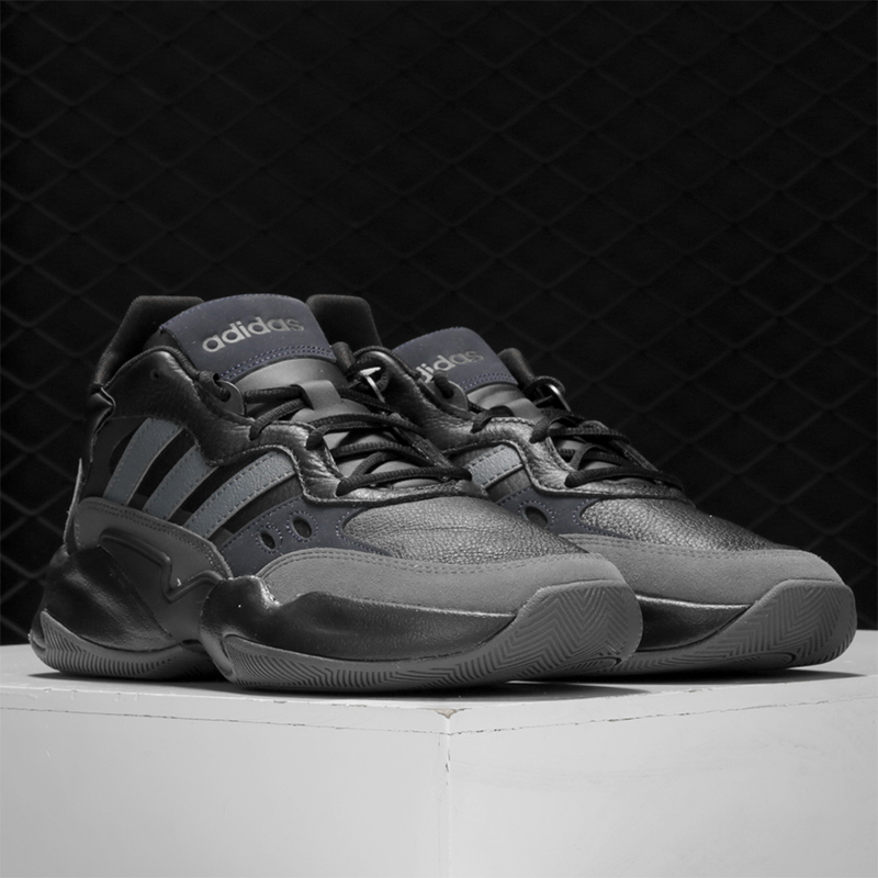 阿迪达斯男子运动实战篮球鞋