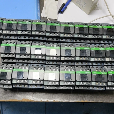 冲新直流接触器LC1D09BD，进口的 议价