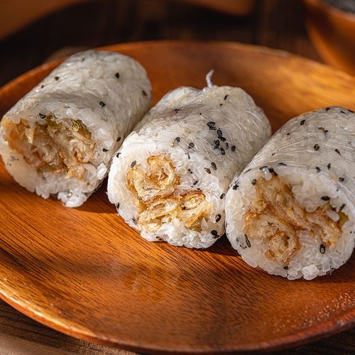 粮觅手握饭团油条肉松粢饭团