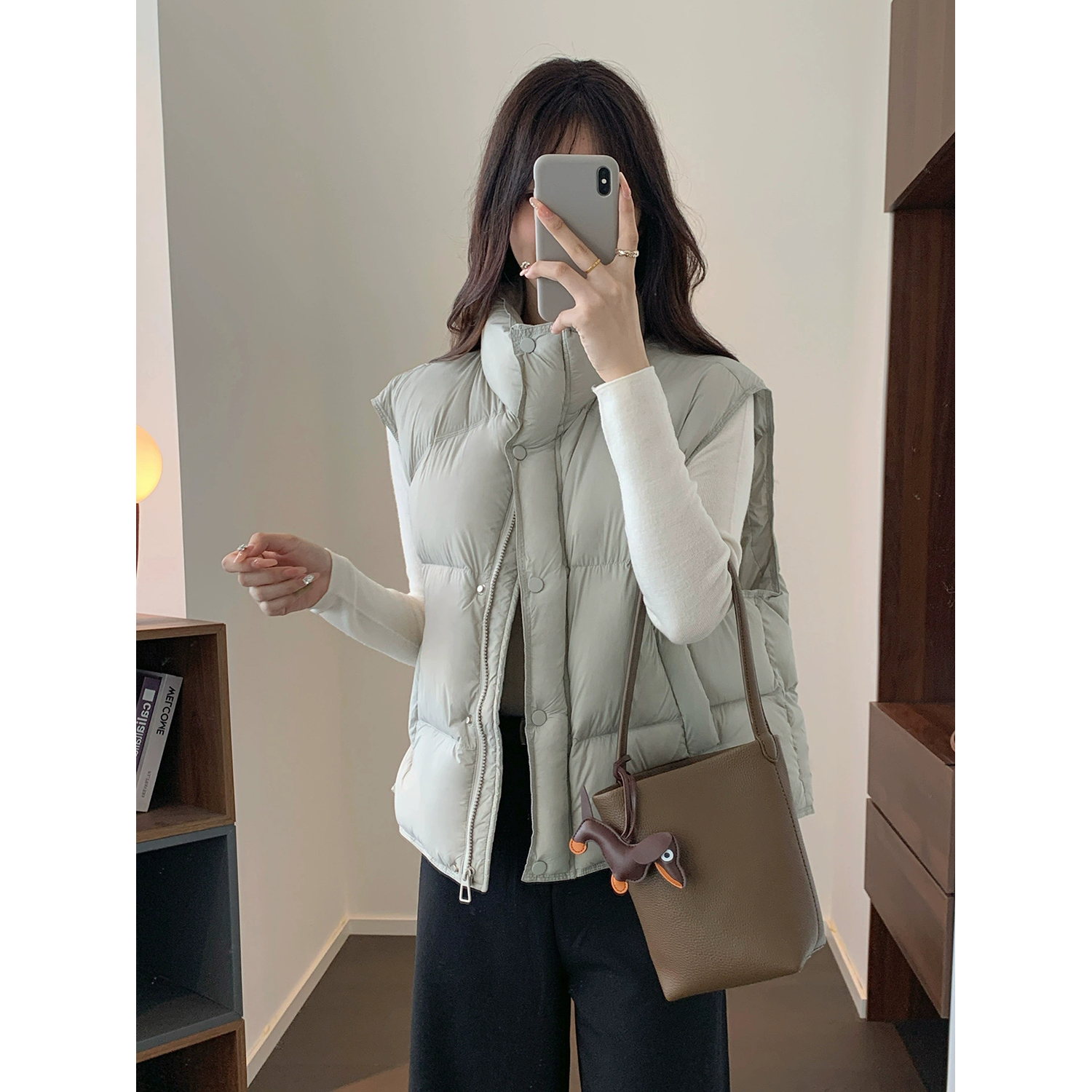 90鸭绒无袖羽绒服保暖马甲背心女