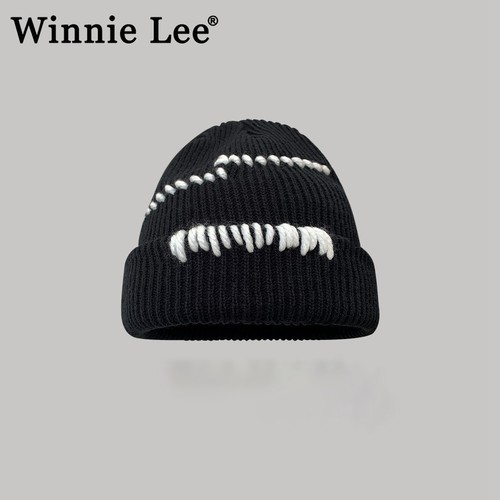 WinnieLee日本设计师联名款帽子