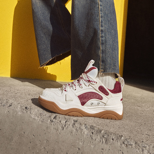 李宁征程2.0 v2男子潮流舒适厚底减震回弹经典休闲鞋AGCU361