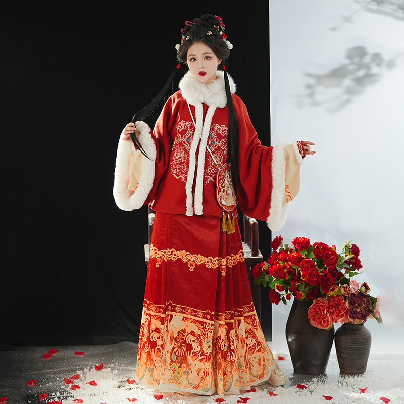 花小衣原创汉服女【若灵】明制马面裙印花马甲加厚日常清新秋冬款,女装/女士精品,汉服半身裙,淘宝优惠券,粉丝福利购,淘宝优惠卷