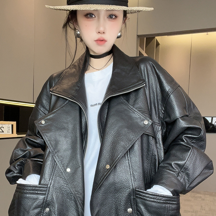 皮衣女2025秋季新款高级感纯色绵羊皮真皮外套宽松大口袋长袖上衣