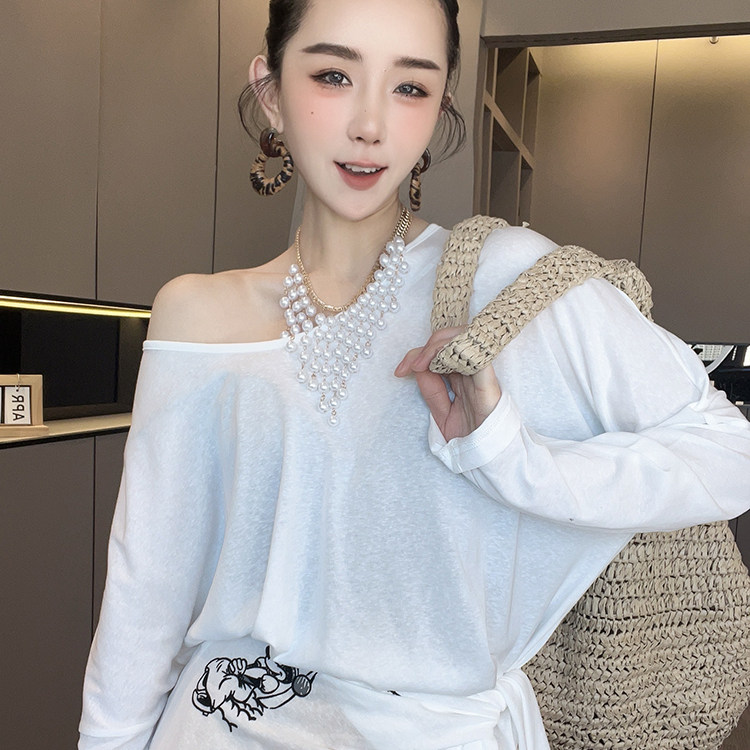 卡通印花披肩T恤女2026夏季新款欧洲站设计感露肩打底衫长袖上衣