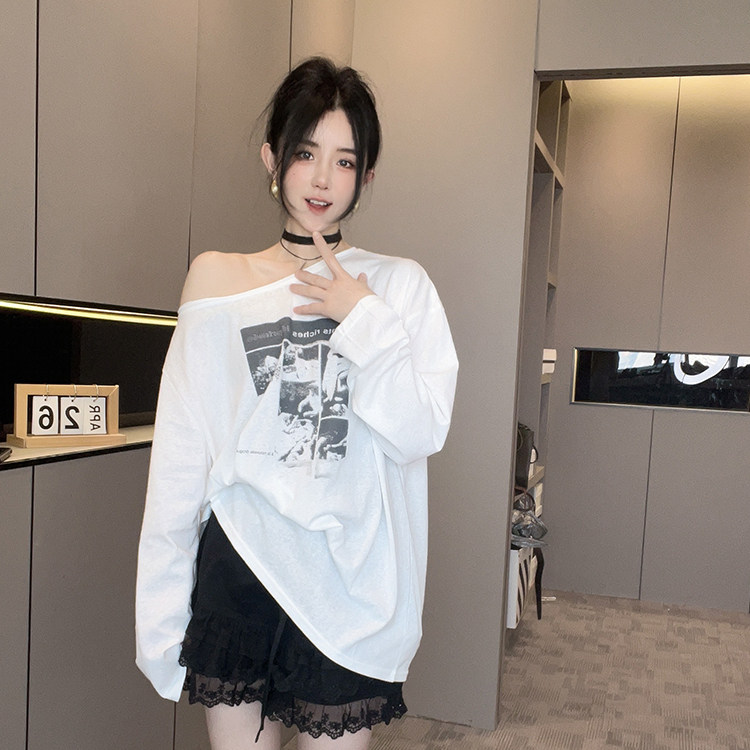长袖T恤女2026春季新款欧洲站设计感美式图案字母印花露肩上衣
