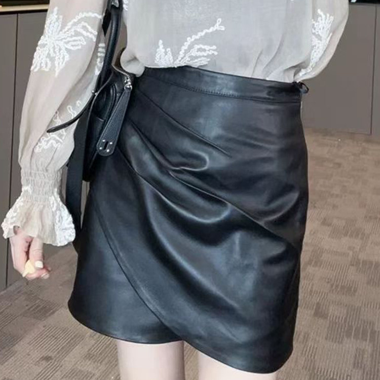 皮裙女2025秋季新款欧洲站女装纯色半身裙高腰包臀裙时尚百搭裙子