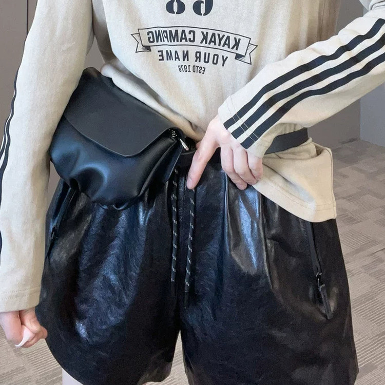 皮短裤女2026秋季新款欧洲站纯色皮裤绵羊皮高腰阔腿裤宽松裤子