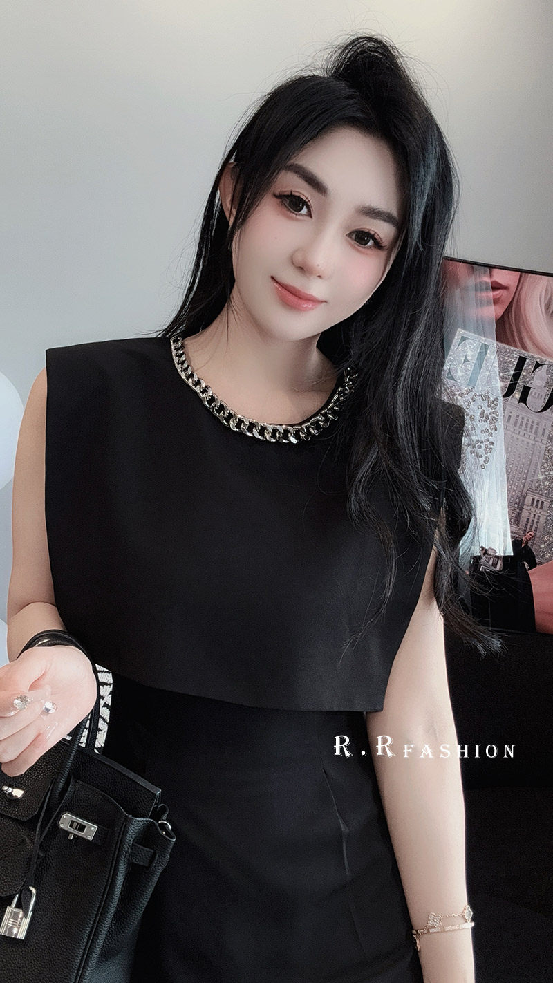 连衣裙女2024夏季新款法式纯色
