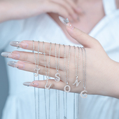 钛钢项链二十六字母系列字母项链女个性 Jusong Klein 小众锁骨链