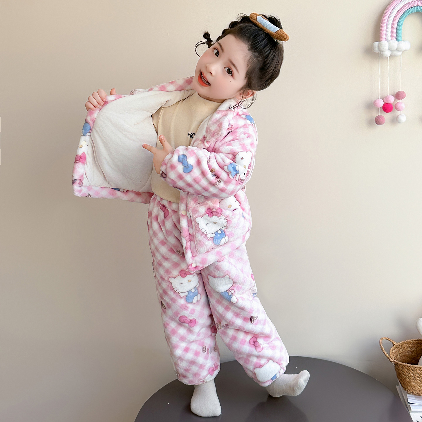 Kitty猫睡衣女儿童冬季2025新款珊瑚绒法兰加绒加厚双层宝宝小孩6