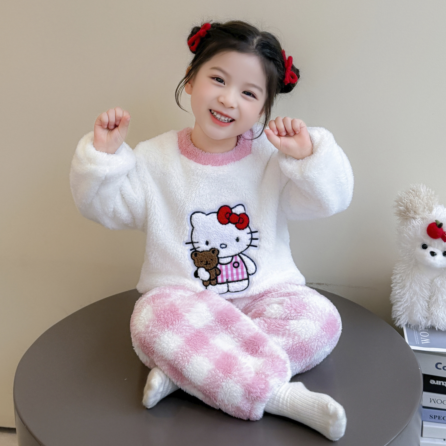 Kitty猫睡衣雪肤绒秋冬季2025新款宝宝小孩女儿童珊瑚加绒加厚3岁
