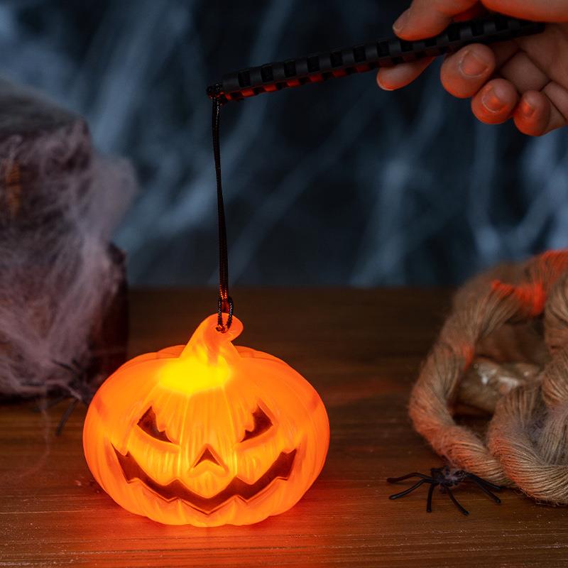 万圣节新品南瓜摆件儿童手提南瓜灯鬼节装饰品气氛场景布置道具