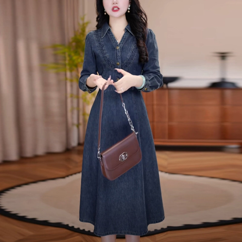 牛仔裙漂亮出片衣服春秋季新款长袖尚修身显瘦中长款气质连衣裙子