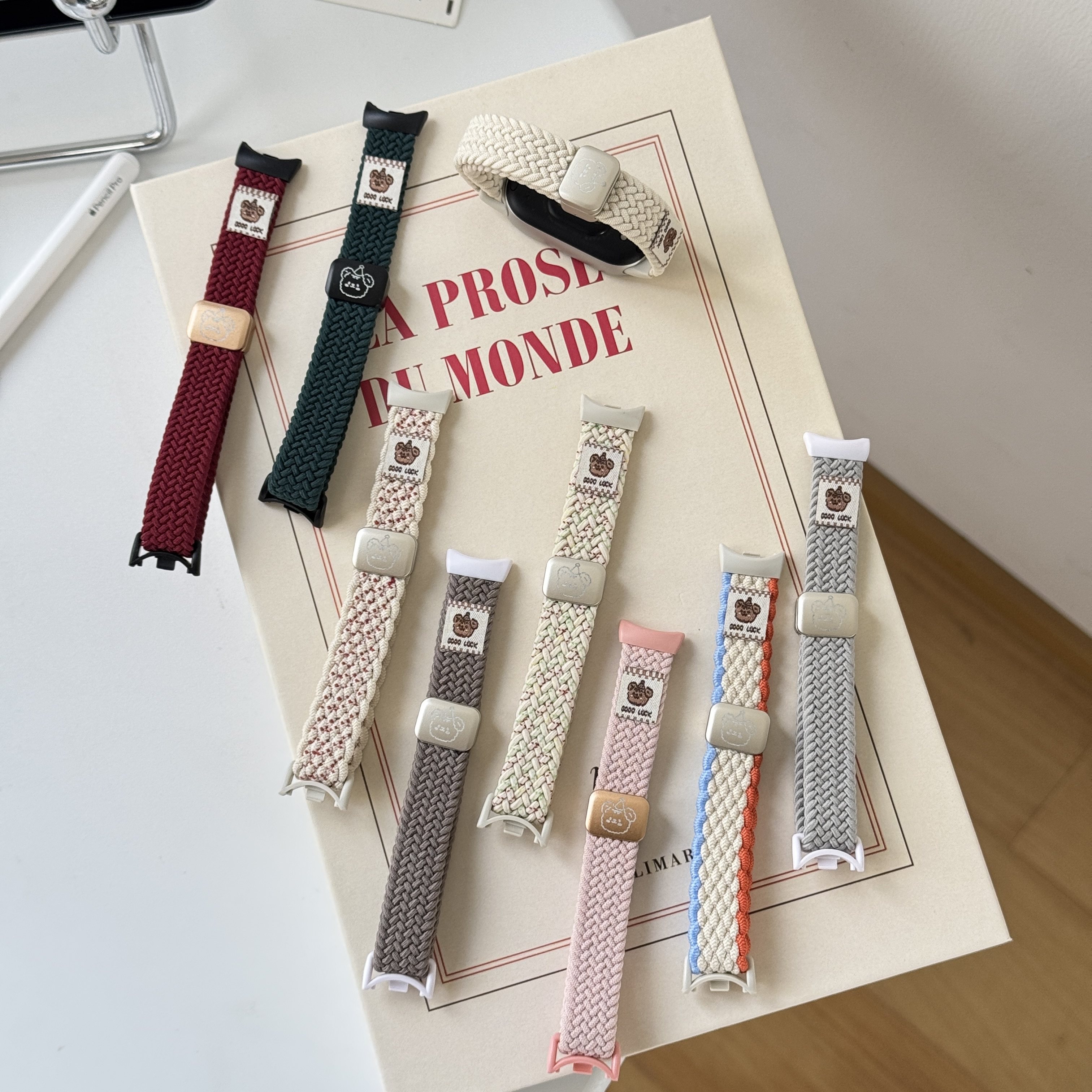 礼帽小熊适用小米手环10表带9磁吸扣陶瓷版8代编织腕带NFC可爱女