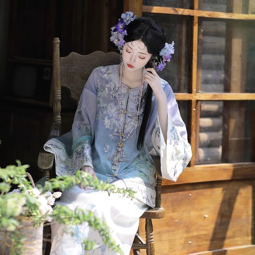 清雅服饰女重工刺绣中式国风套装