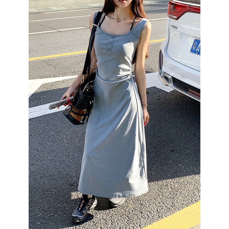 MosesQueen魔西女王灰色独特方领吊带连衣裙法式收腰气质长裙