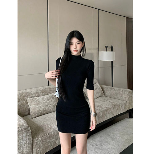 半高领针织中袖连衣裙包臀短裙子