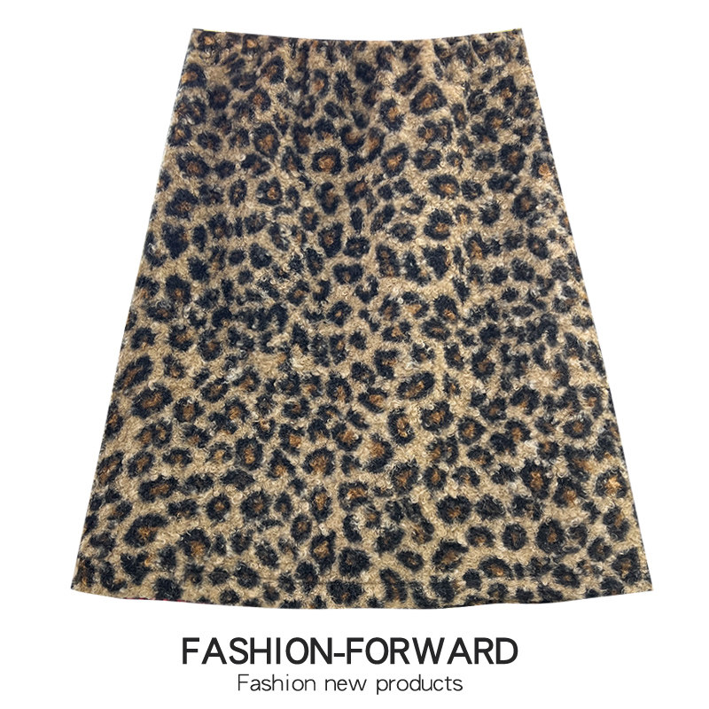 秋冬款高级感灰色豹纹短裙半身裙女2025新款加厚毛绒裙包臀裙中裙