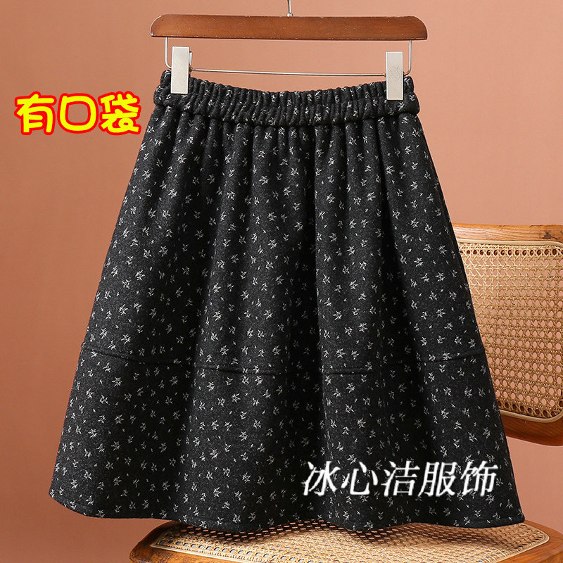 冬季黑色小碎花毛呢花苞裙短裙半身裙女秋冬款小个子A字裙子半裙