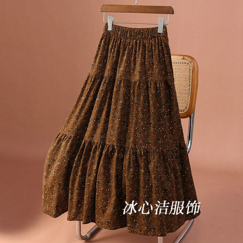 复古文艺小碎花蛋糕半身裙女2025秋季新款松紧腰显瘦休闲a字伞裙