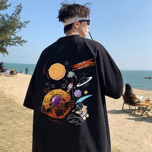2026初中生短袖t恤男生夏季青少年半袖高中学生卡通设计感上衣潮