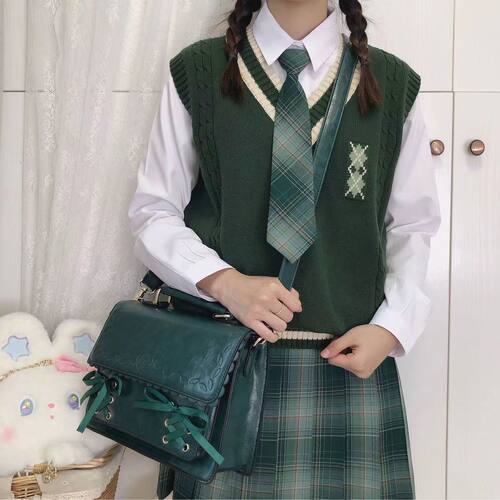 慵懒风V领甜美针织背心学院风