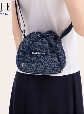 ELLE Active女包抽绳字母满印水桶包高级感便携斜挎包休闲百搭