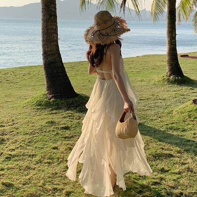 dressholic米白色度假风