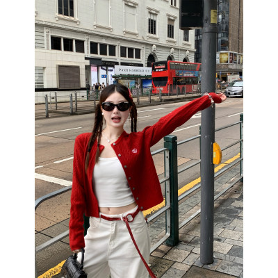 苏三三红色针织开衫2025