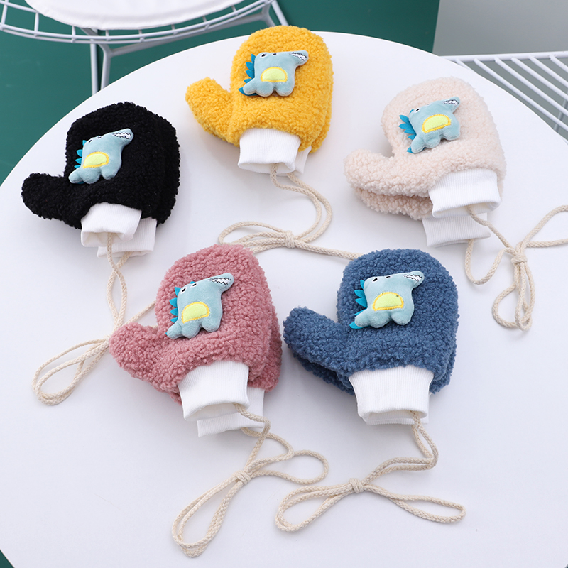 儿童手套新款2020个性手套女冬保暖加厚五指加绒卡通恐龙男童绳子