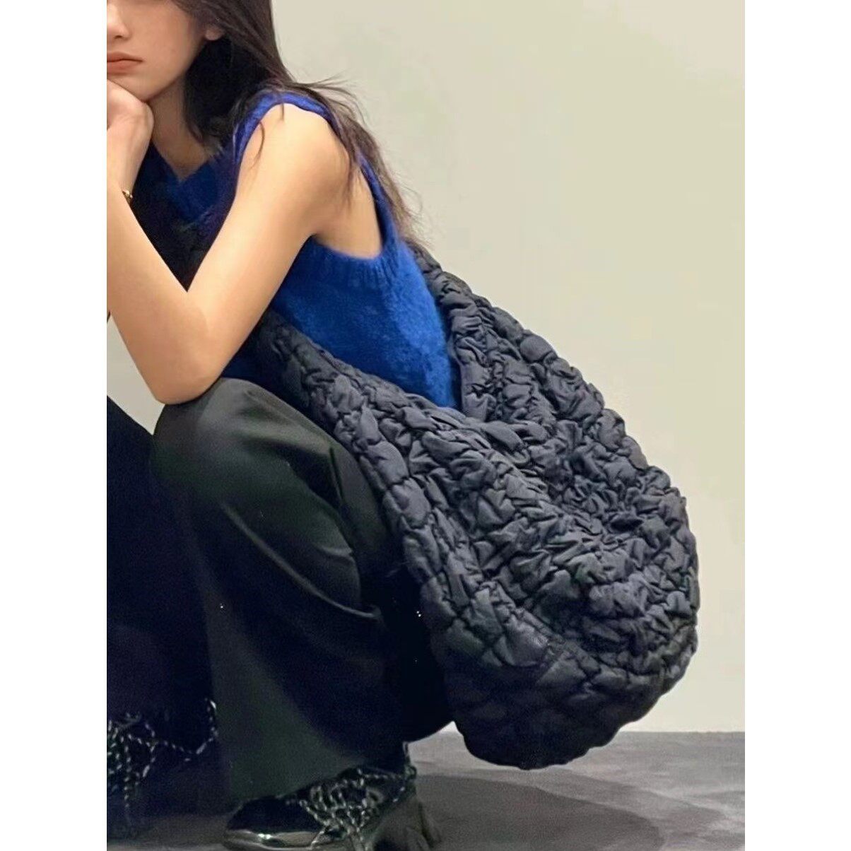 韩版新款包包女云朵褶皱大包个性百搭泡泡大容量饺子包通勤斜挎包