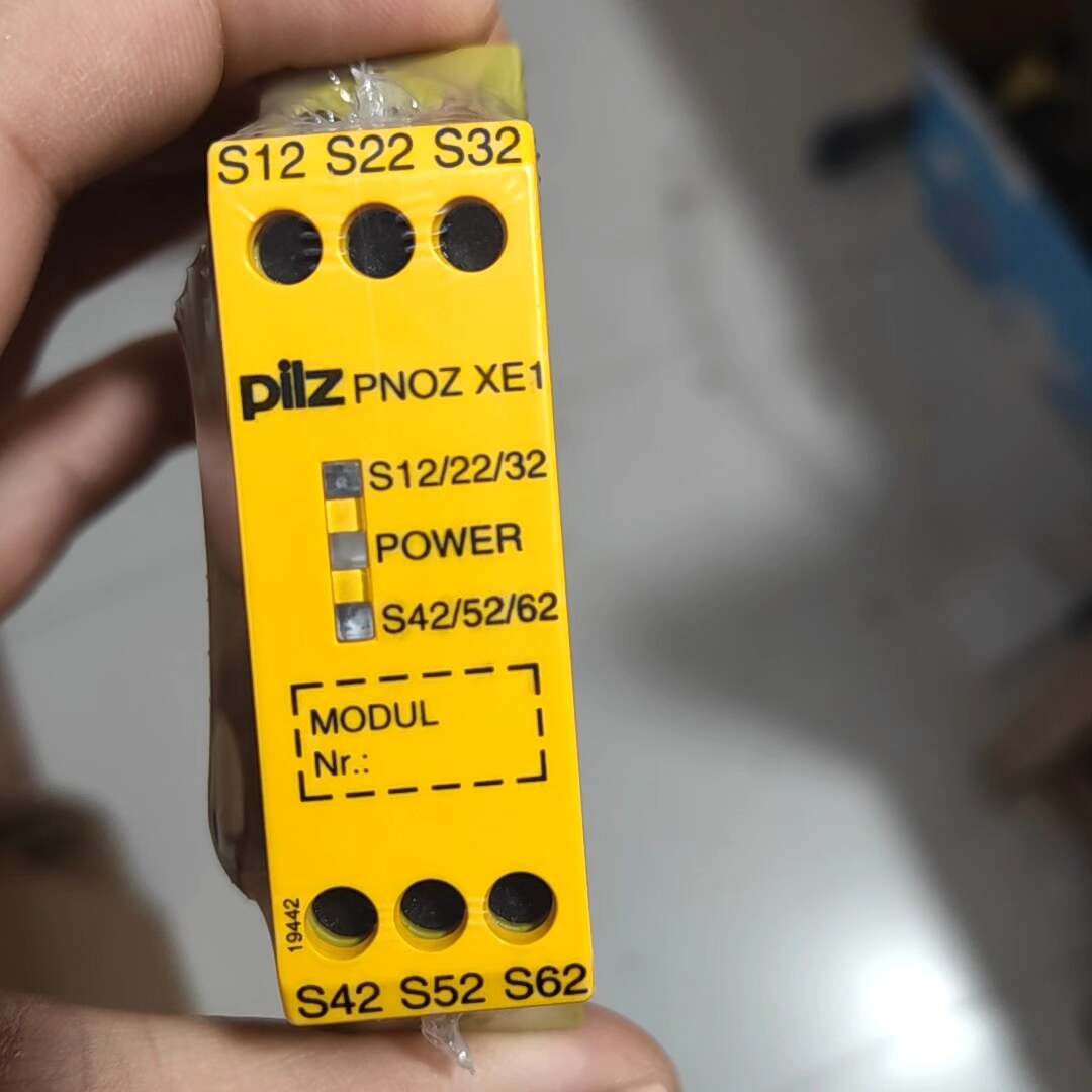 议价774620 PNOZ XE1 皮尔兹PiIZ安全继电器安全模块维修