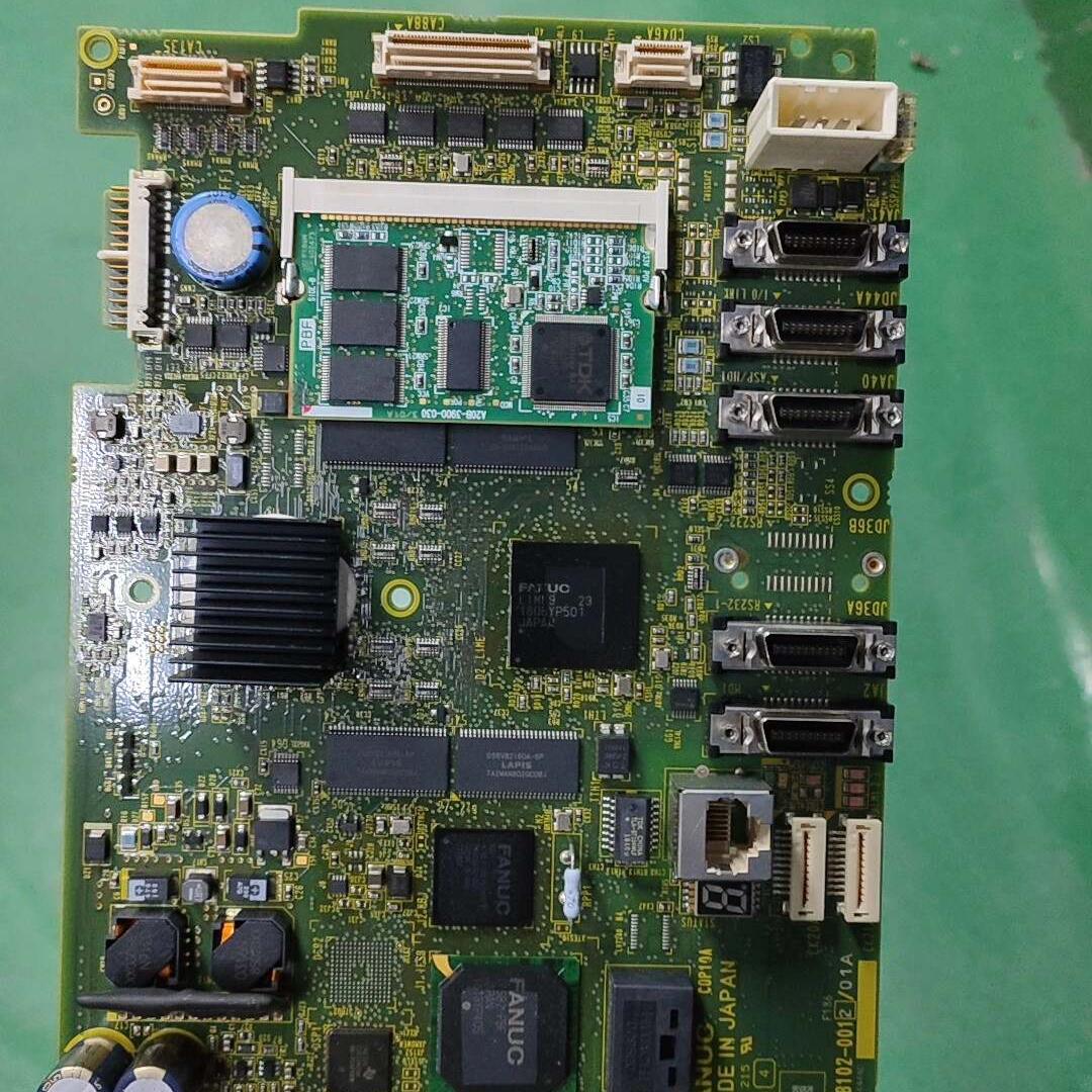 议价A20B-8102-0012 A20B-3900-0303 发那科MF工控主机主板维修