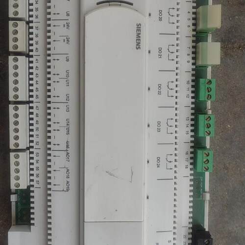 议价PXC24-P.A楼宇控制器工控自动化可编程控制模块维修