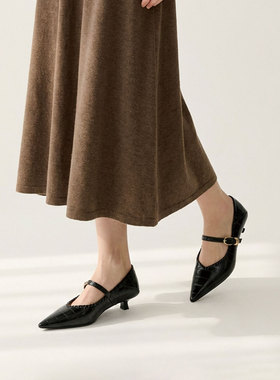 westory2026春季新款尖头浅口单鞋女低跟玛丽珍鞋一字扣高跟鞋