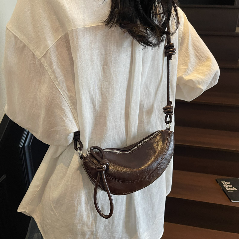 小众设计超火马鞍包包女2025新款高级感复古腋下包百搭斜挎饺子包,箱包皮具/热销女包/男包,通用款女包,淘宝优惠券,粉丝福利购,淘宝优惠卷