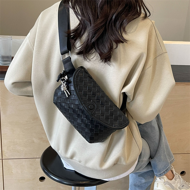 高级质感编织腰包女包包2024新款百搭通勤单肩包时尚休闲斜挎胸包,箱包皮具/热销女包/男包,胸包,淘宝优惠券,粉丝福利购,淘宝优惠卷