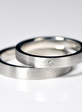 pt950铂金直角素圈戒指拉丝简约情侣结婚钻石对戒求婚定制刻字