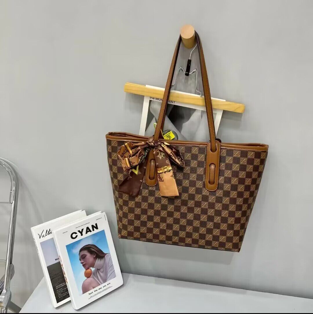 包包女款爆款2026新款时尚百搭托特包女士大容量轻奢单肩手提包