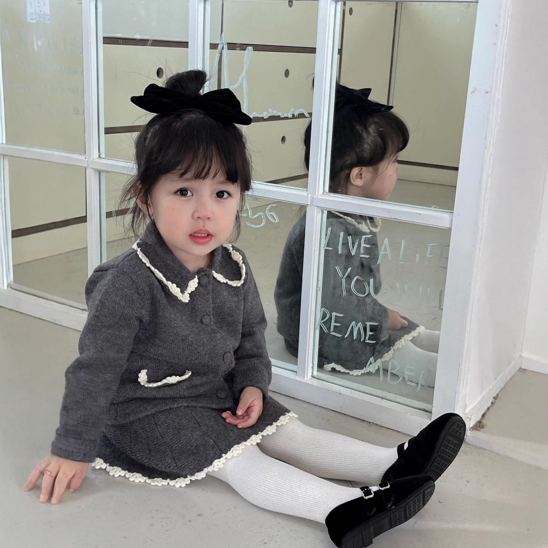 秋冬ins女童圣诞毛衣套装女宝撞色翻领手钩新年服 上衣＋短裙2件