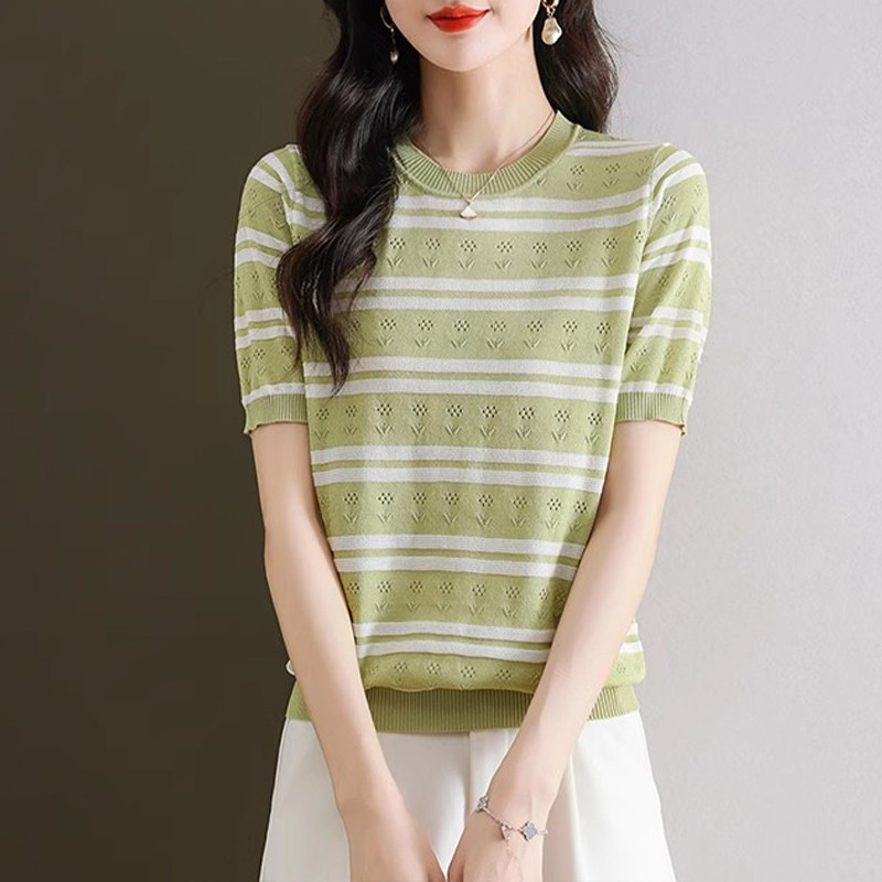 条纹圆领冰丝短袖t恤女2024夏季新款薄款洋气时尚减龄针织衫上衣