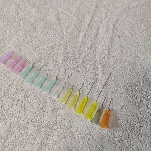 32g13mm4mm6mm8mm34g小针头1.5mm2.5mm 30g25mm31g38mm25g27g实验