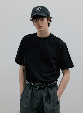 C2H4 Turtleneck Short-Sleeves 惬意感 作家绒棉肌理半高领T恤