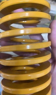 日标距形黄色模具弹簧TF27*30 35 40 45 50 55 60 65 70 75/300