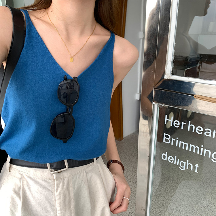 ins网红V领内搭针织打底小吊带女韩版休闲背心外穿网红上衣