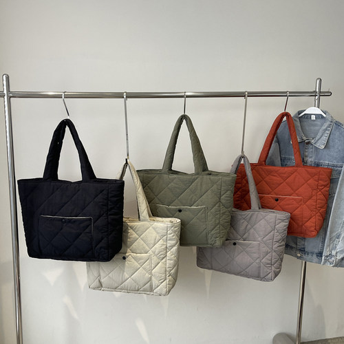 冬季新款时尚通勤女包单肩手提