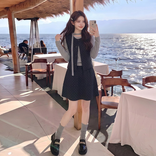 中老年大码宽松慵懒独特休闲2026显瘦宽松宽松漂亮直筒法式轻薄性