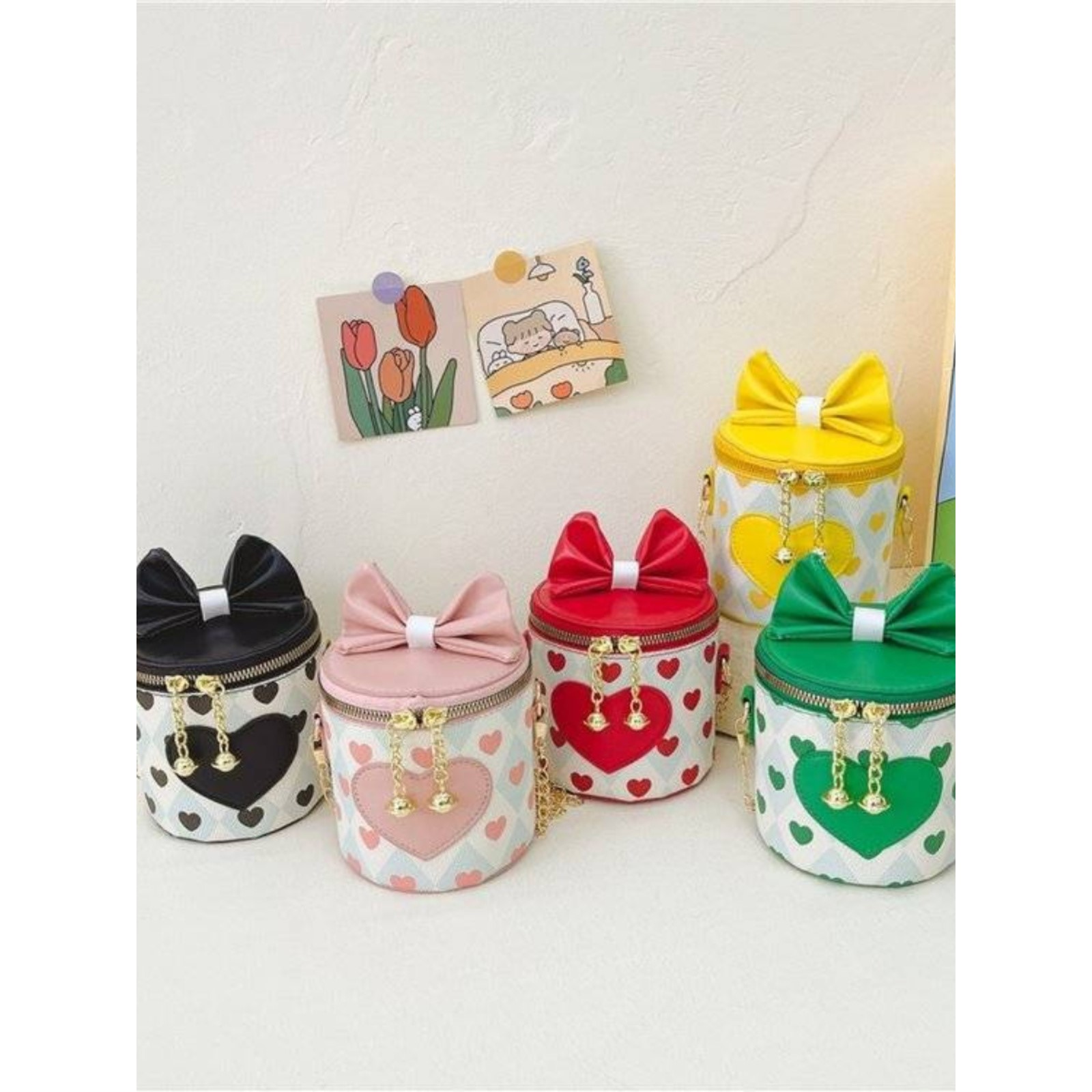 新款儿童包包斜挎包PU水桶包洋气女童单肩公主小金球零钱包专用in