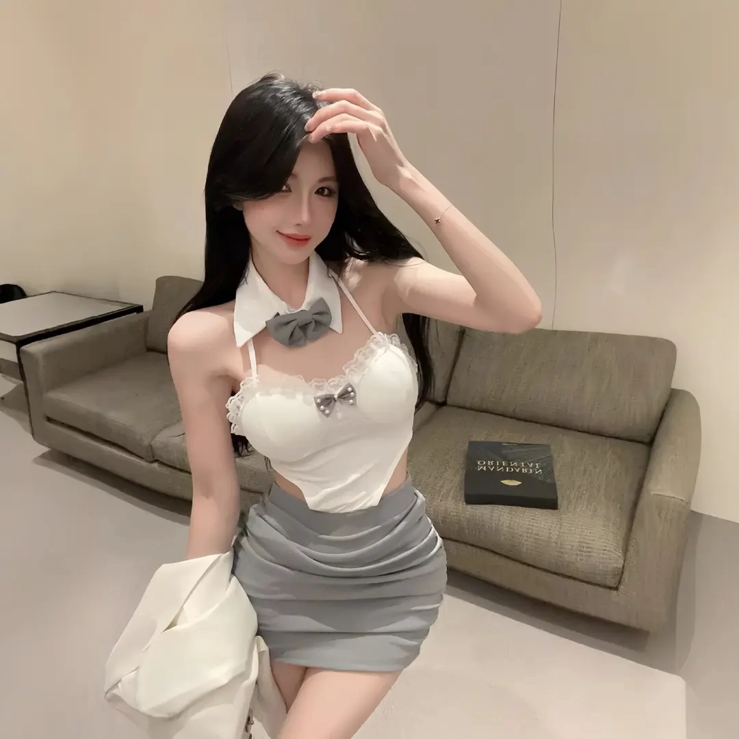 纯欲风辣妹蝴蝶结挂脖吊带连衣裙